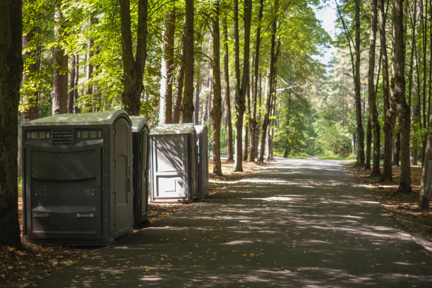 Best Portable restroom trailer rental  in Islandia, NY