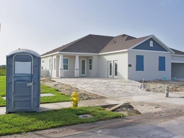 Portable Toilet Options We Offer in Islandia, NY